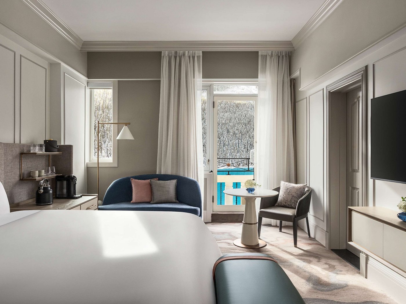 Fairmont Chateau Lake Louise view 3