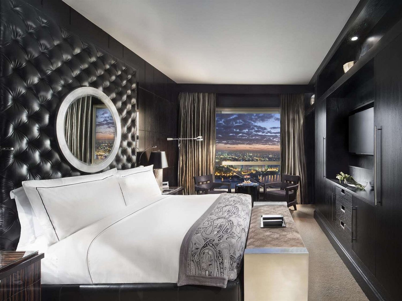 Fairmont Nile City view 3