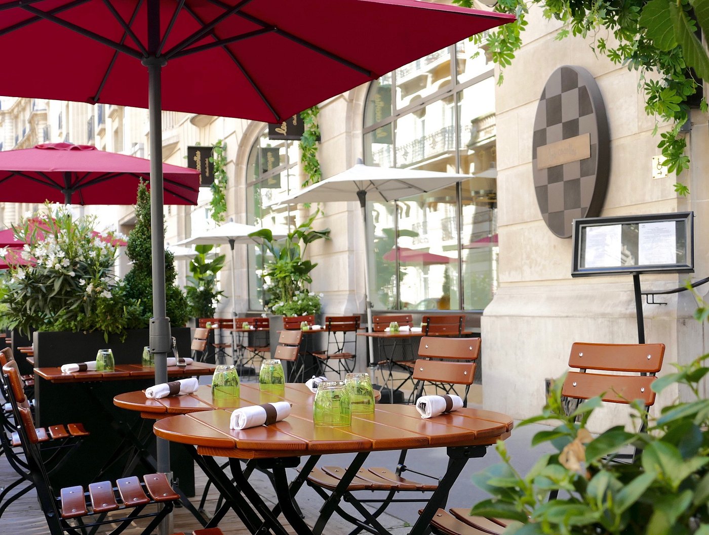 Sofitel Paris Arc de Triomphe view 6