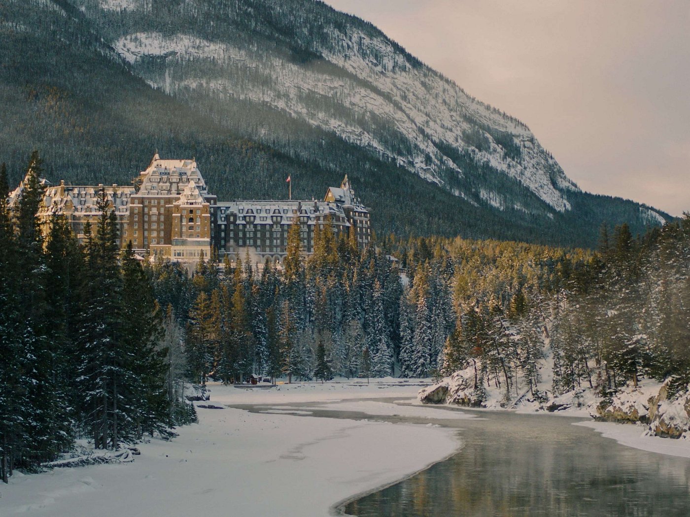 Fairmont Banff Springs view 2