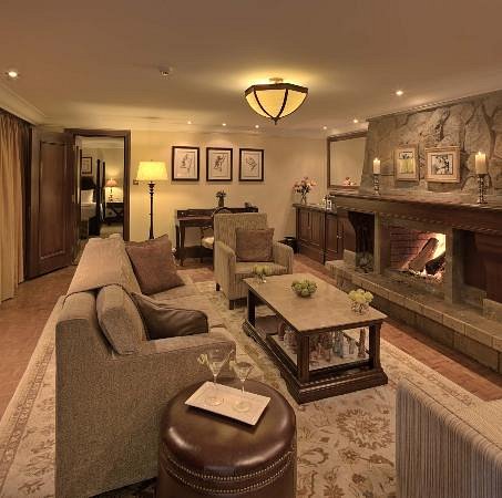 Fairmont Mount Kenya Safari Club view 4