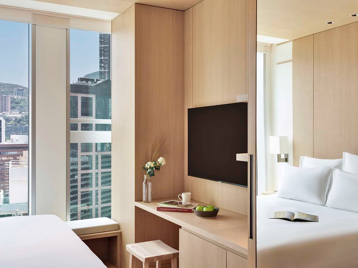 AKI Hong Kong - MGallery view 4