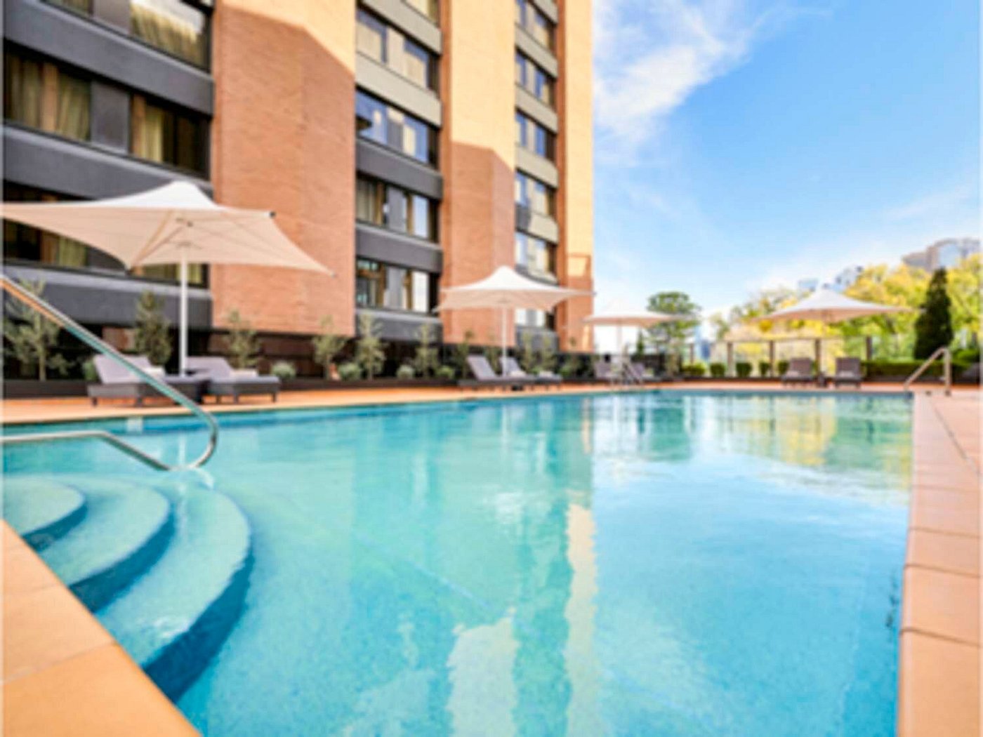 Pullman Melbourne On The Park view 5