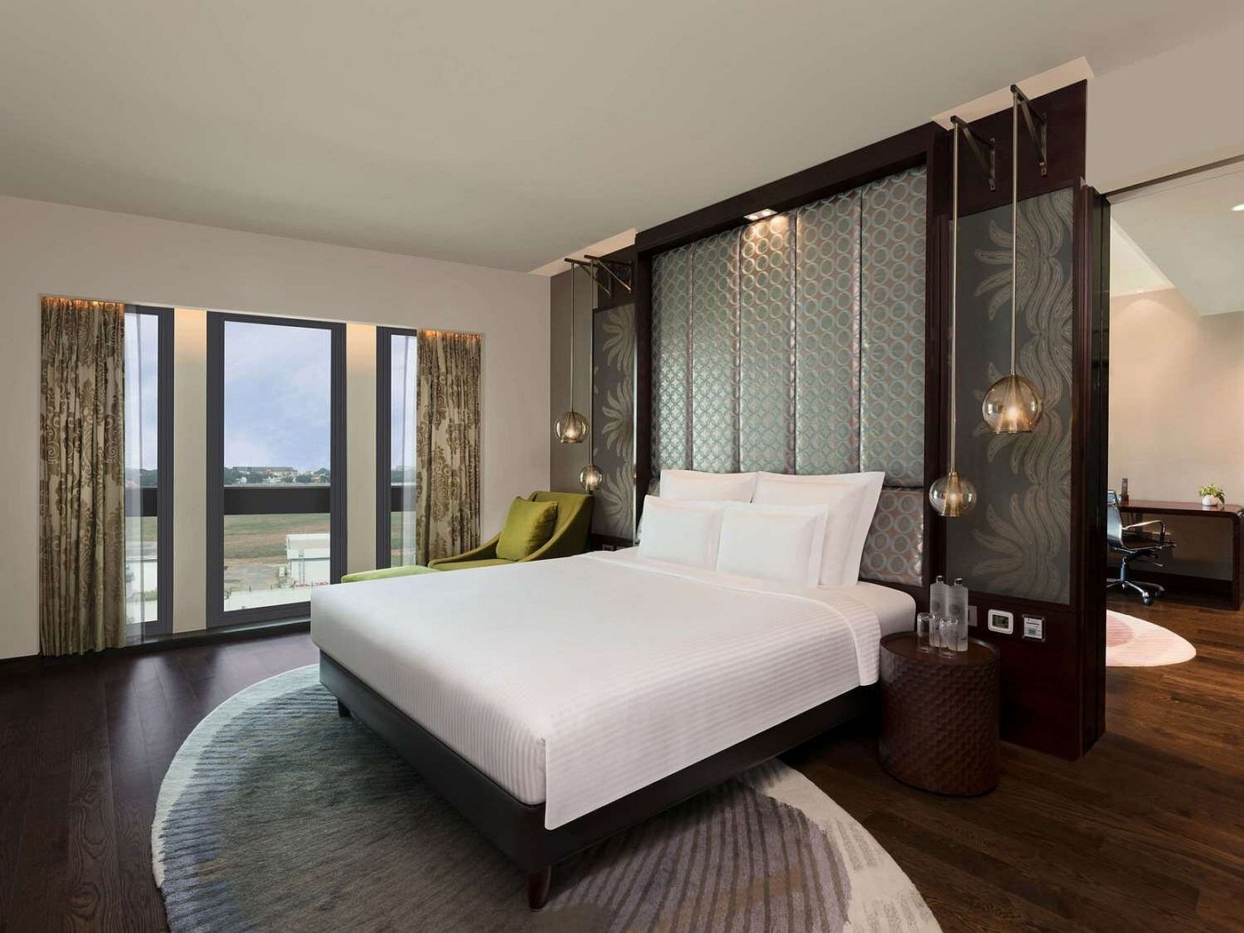 Pullman New Delhi Aerocity view 4