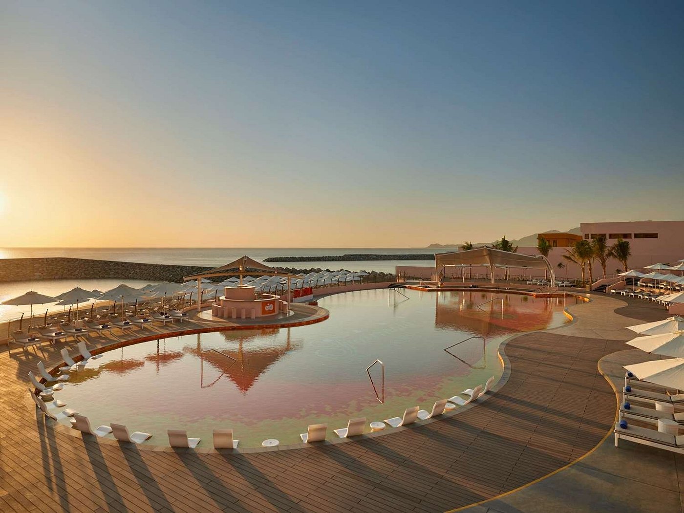 Fairmont Fujairah Beach Resort view 5