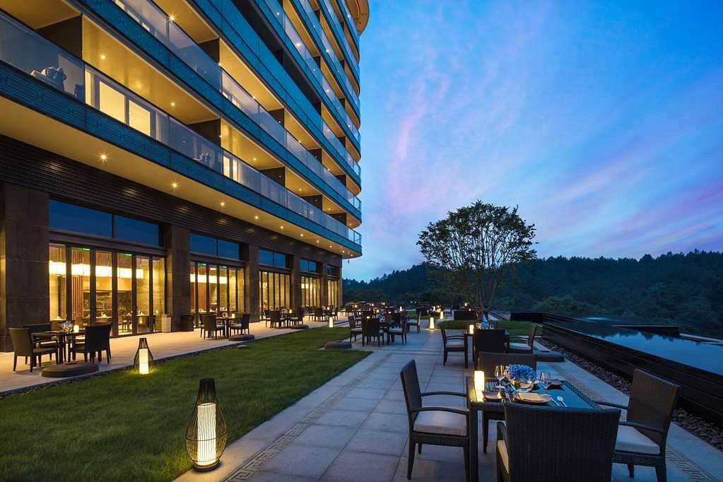 Banyan Tree Anji view 2