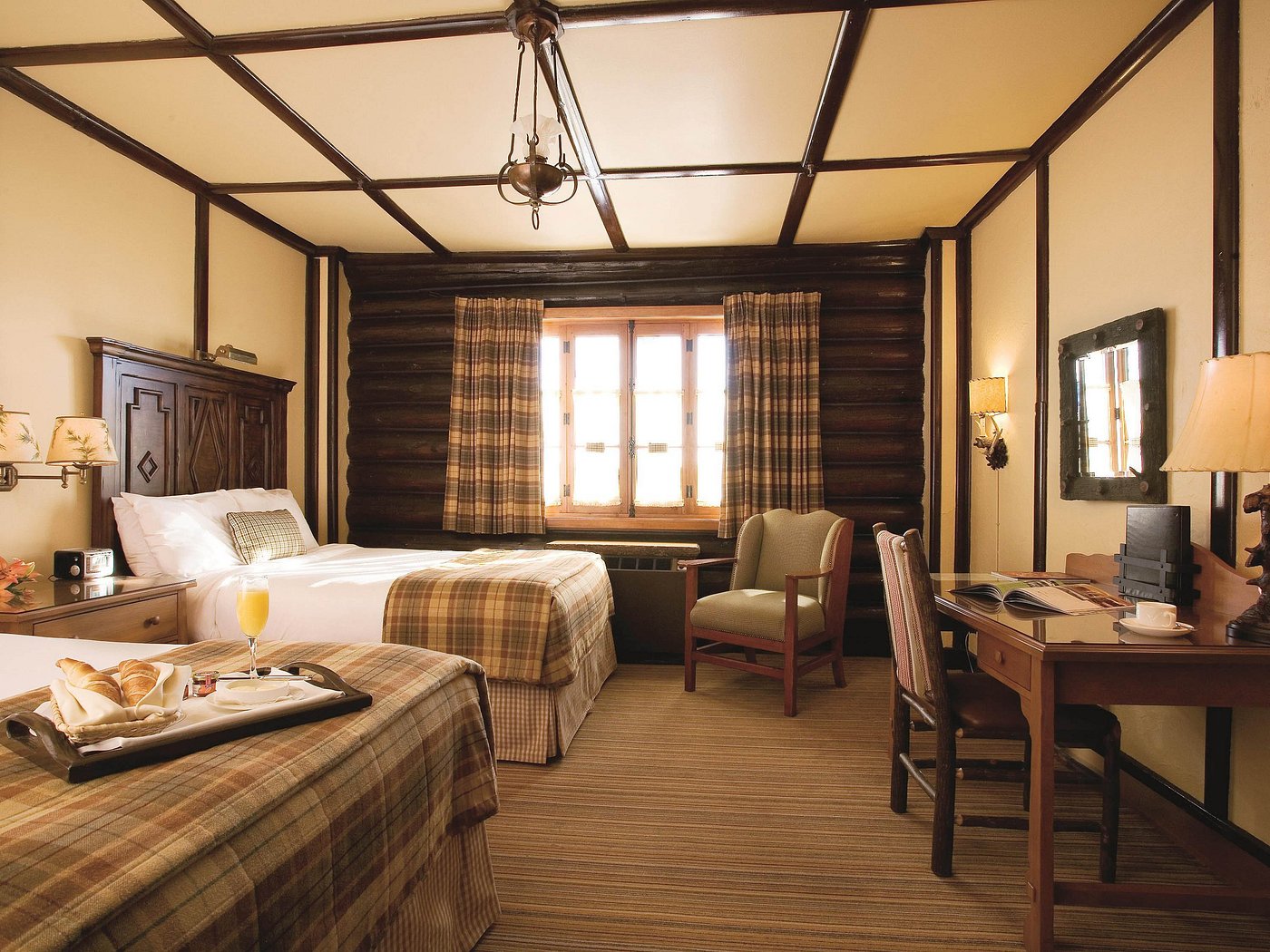 Fairmont Le Chateau Montebello view 3