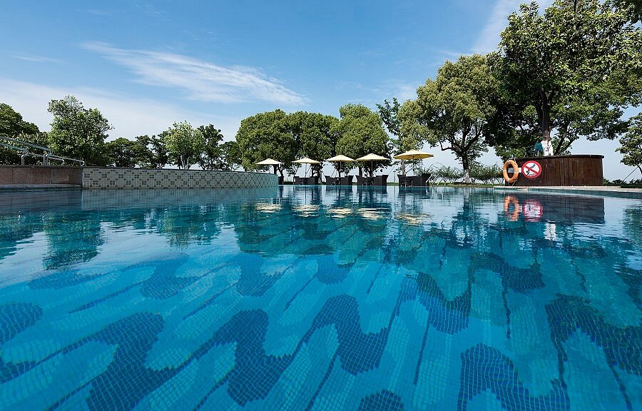 Fairmont Yangcheng Lake view 5