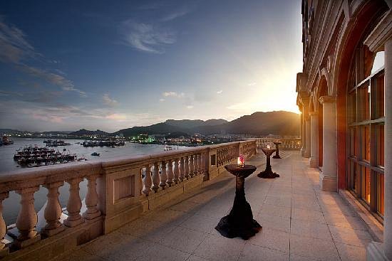 Sofitel Macau at Ponte 16, Macau