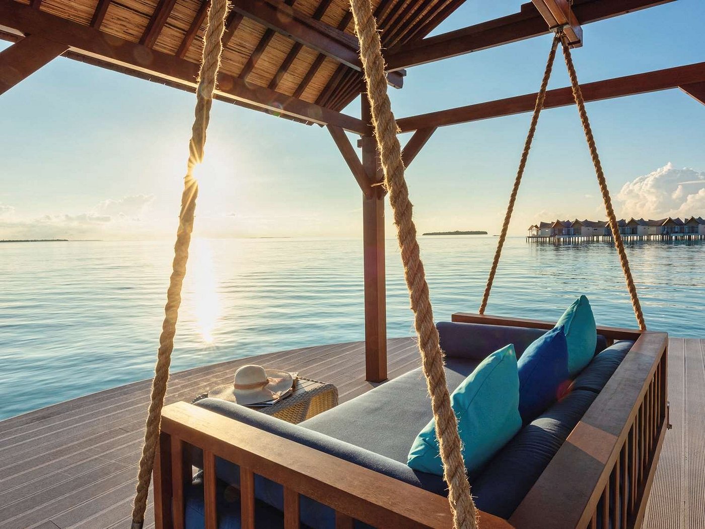 Mövenpick Resort Kuredhivaru Maldives