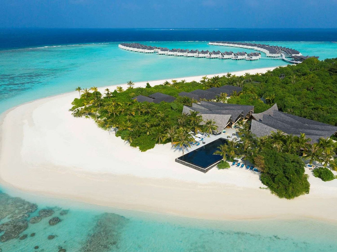 Mövenpick Resort Kuredhivaru Maldives view 2