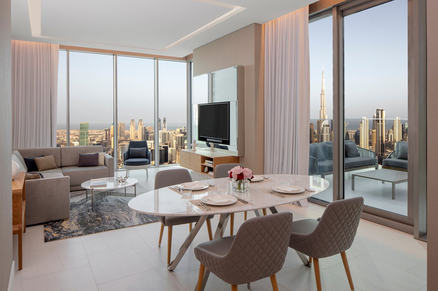 SLS Dubai Hotel & Residences view 4