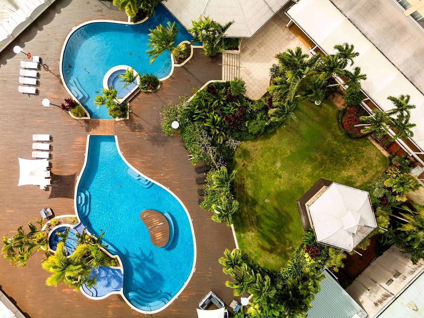 Pullman Cairns International view 5