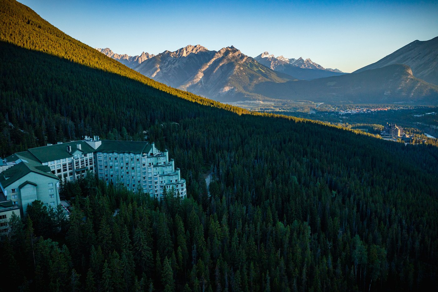 The Rimrock Resort Hotel view 2