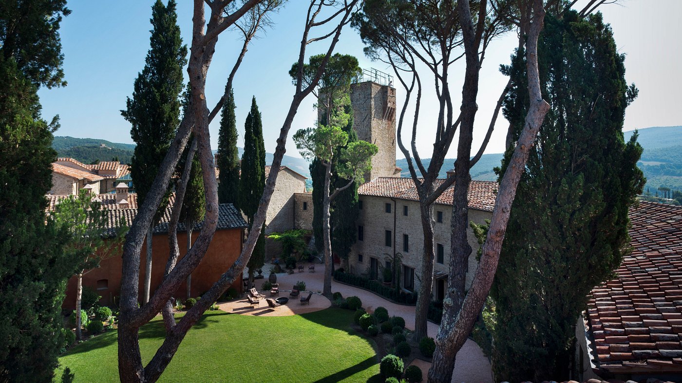 Castello Di Reschio view 2