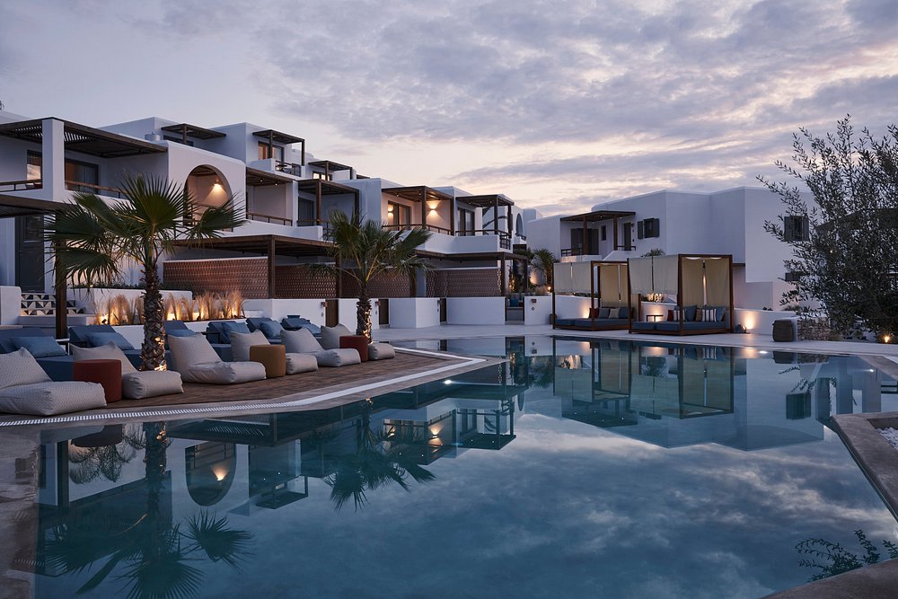 Andronis Minois view 5