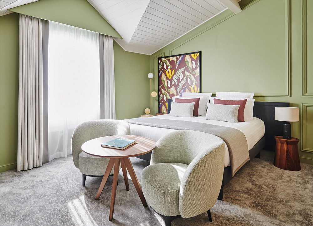 Grand Barrail Château Hotel view 3