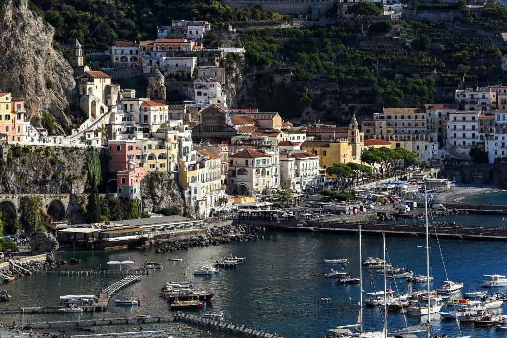 Hotel Miramalfi view 2