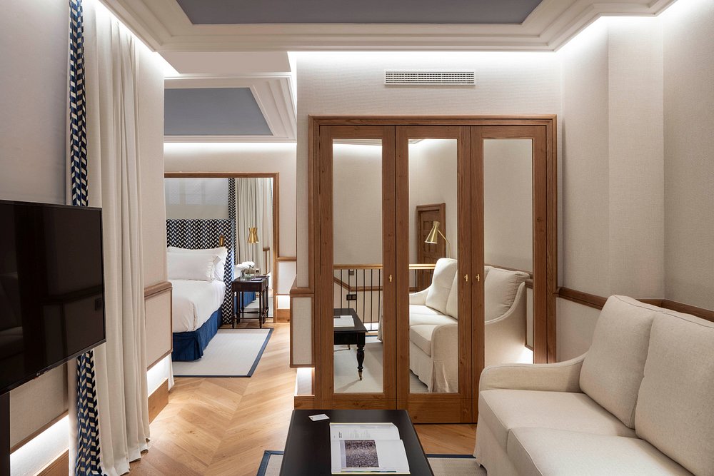 Palacio Solecio view 4