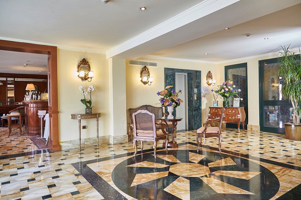 Sina Palazzo Sant'Angelo view 2