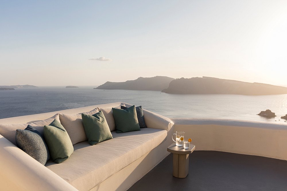 Canaves Oia Suites view 2