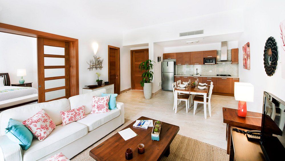 Sublime Samana view 4