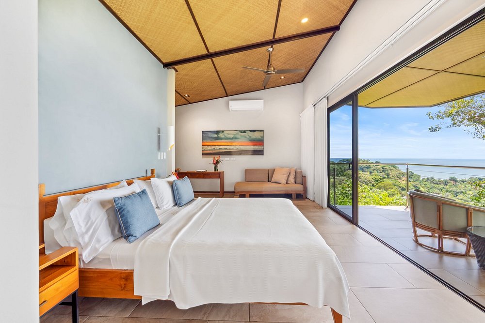 Hotel Three Sixty view 4