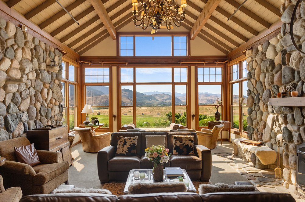 Casia Lodge & Ranch Twisp view 2