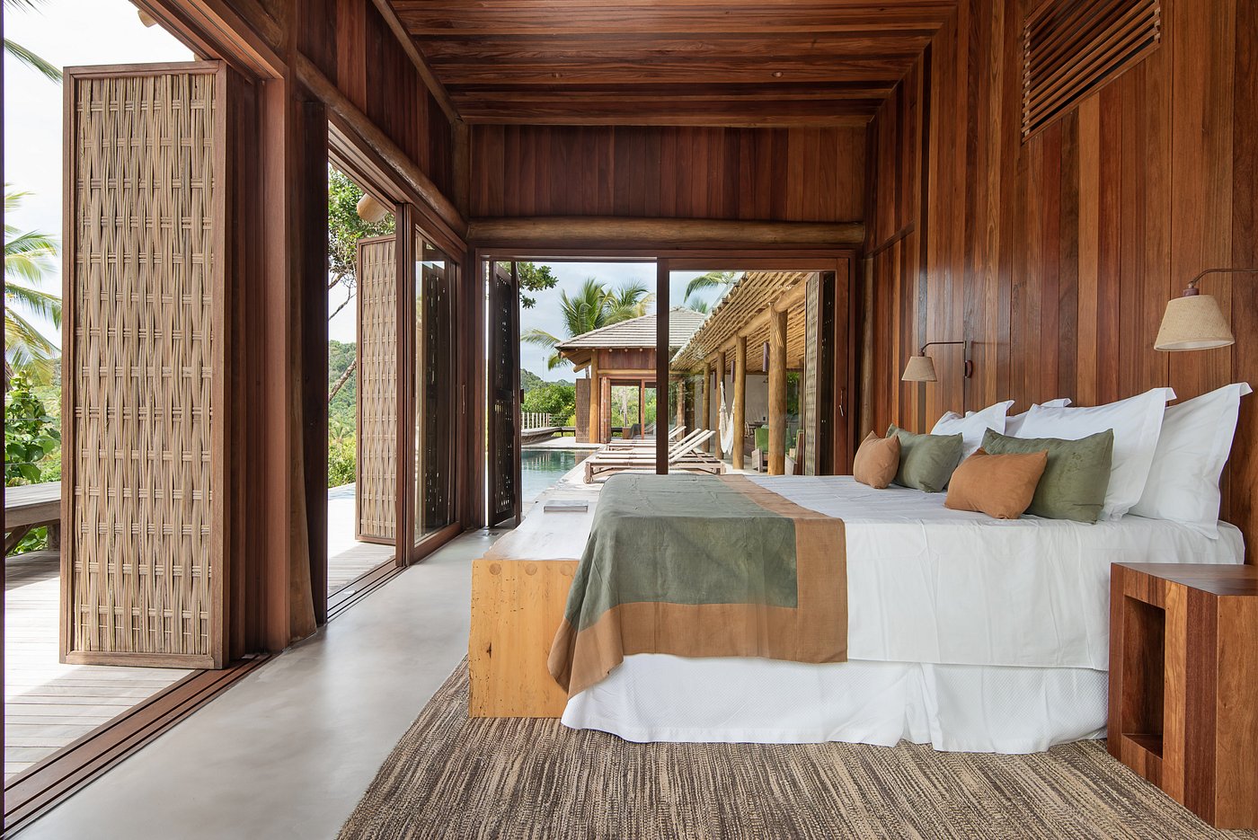 Barracuda Hotel and Villas view 3