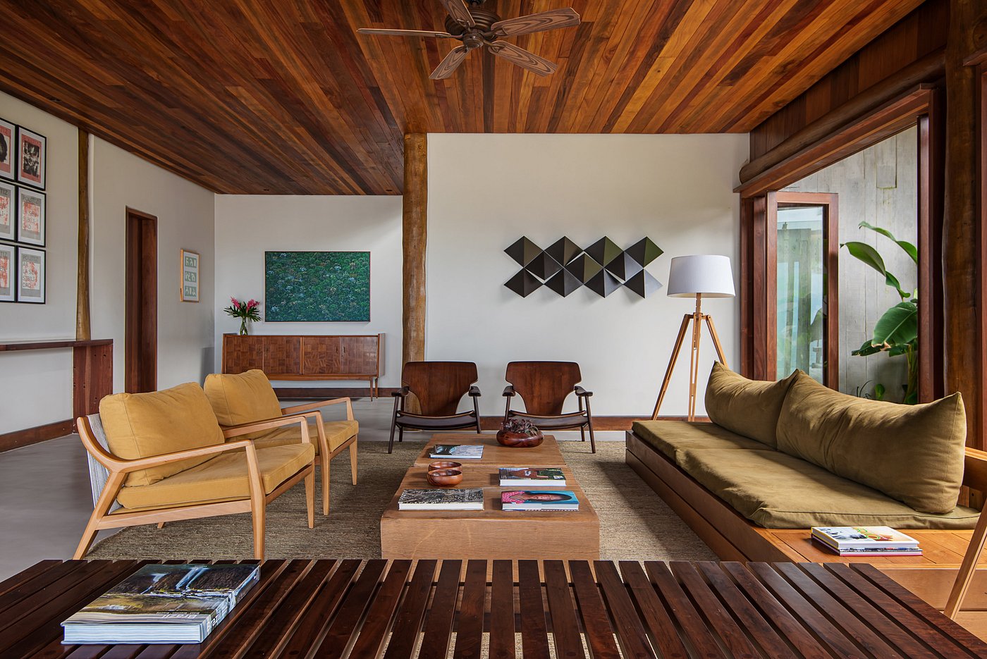 Barracuda Hotel and Villas view 4