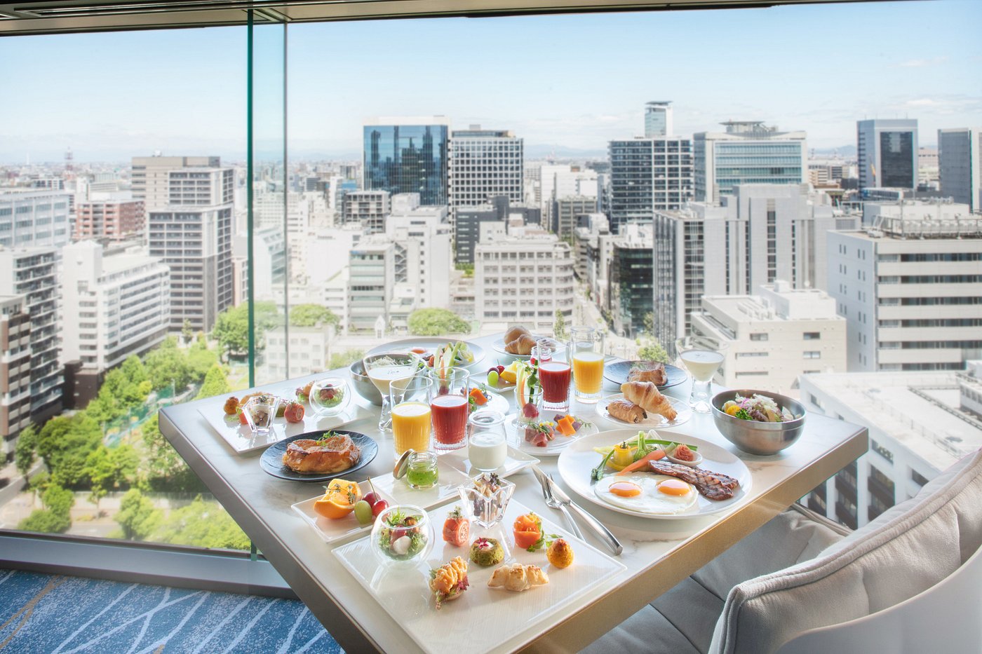 Nagoya Kanko Hotel view 6