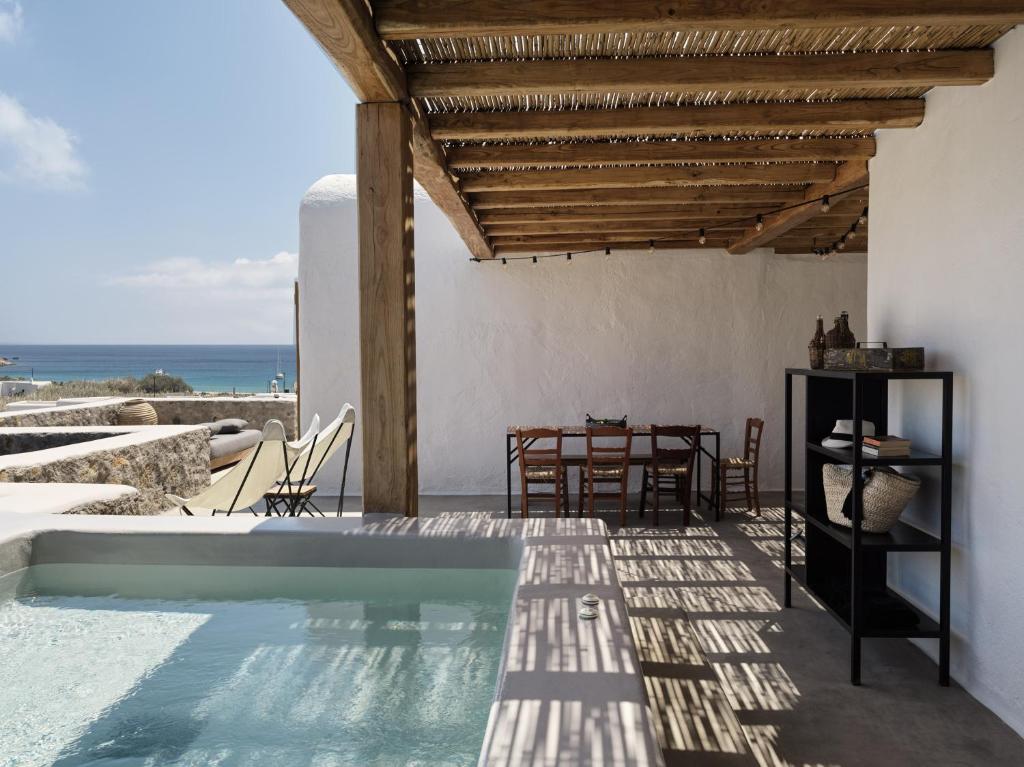 NOMAD Mykonos