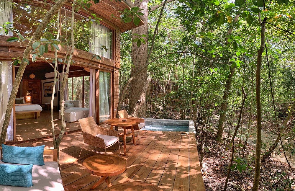 Casa Bonita Tropical Lodge view 4