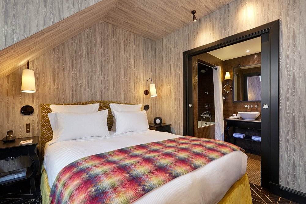 Le Pavillon de la Reine & Spa view 3