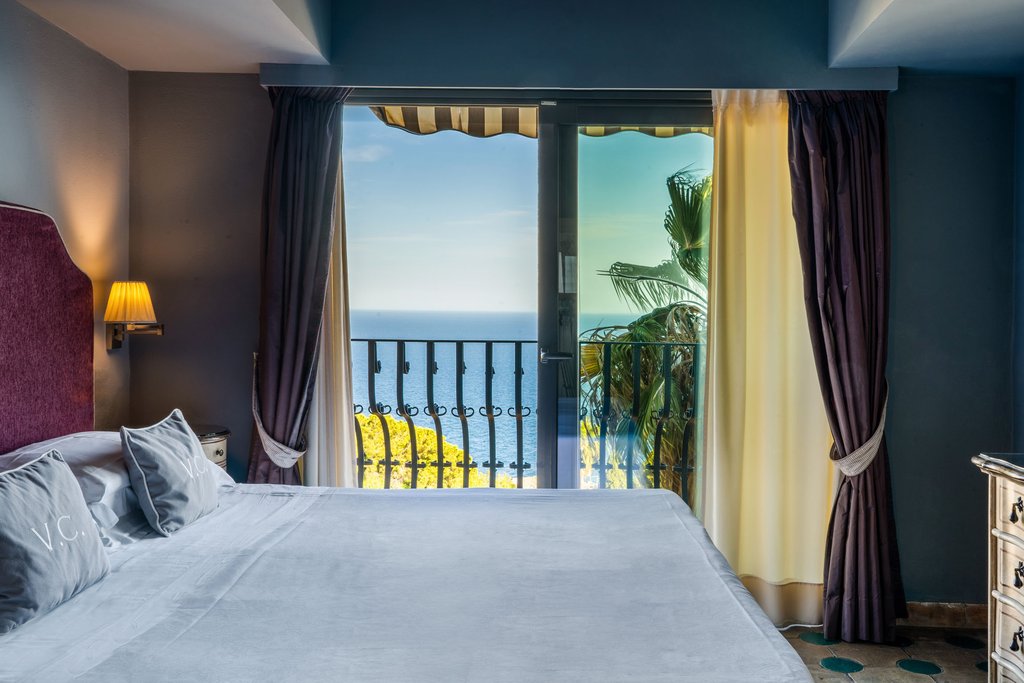 Villa Carlotta view 3