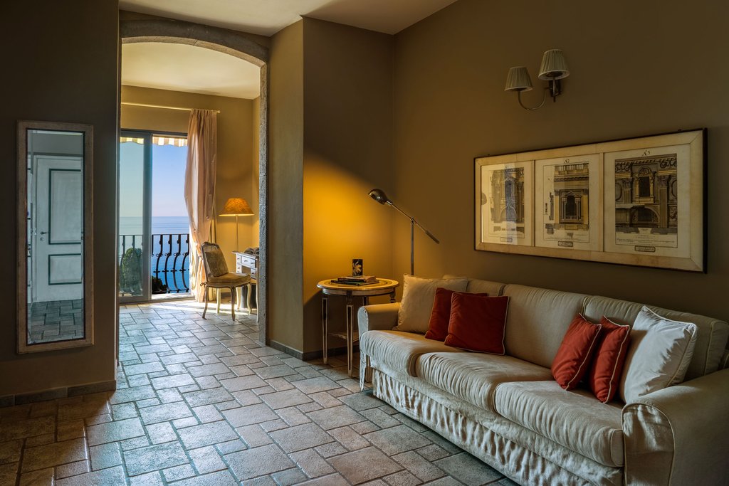 Villa Carlotta view 4