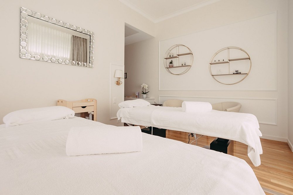 Chateau d'Ouchy view 6