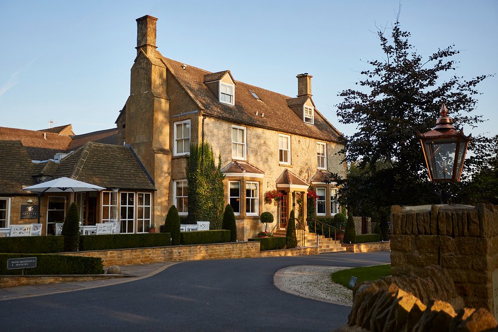Dormy House Hotel